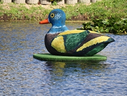 Vietējos un ciemiņus priecē jauns vides objekts