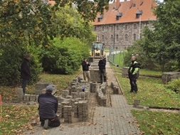 Projekta ietvaros norisinās teritorijas labiekārtošana
