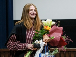 Aktrise, kas iekaro skatītāju sirdis