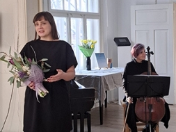 Annas Simtnieces darbi Dziesmusvētku skolā