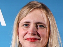 Kad dziesma aizkustina