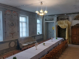 Sienu restaurācijas darbi turpināsies