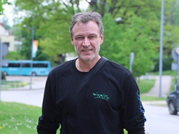 Savulaik sportists, tagad — sporta treneris